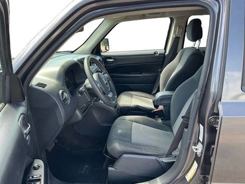 Used 2015 Jeep Patriot Sport w/ Power Value Group FWD image 14