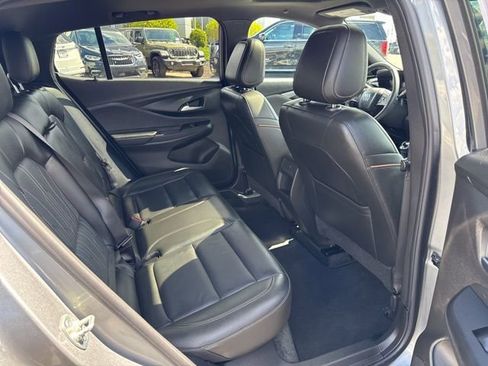 Used 2024 Buick Envista Avenir image 24