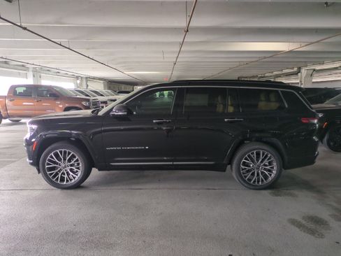 New 2025 Jeep Grand Cherokee L Summit image 8