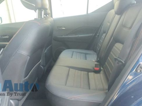 Used 2019 Nissan Kicks SR w/ SR Premium Package FWD image 35