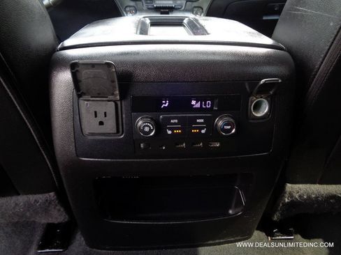 Used 2019 Chevrolet Tahoe LT AWD/4WD image 21