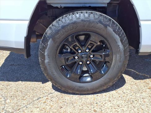 Used 2023 RAM 1500 Laramie image 30