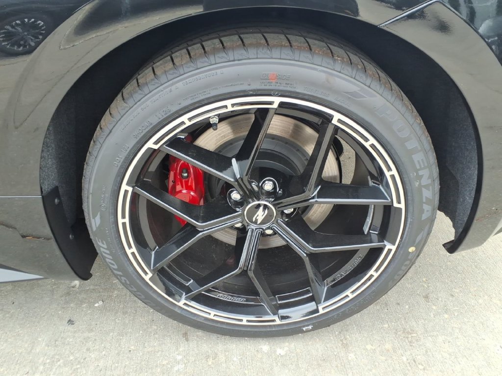 New 2027 Nissan Z Performance RWD image 15