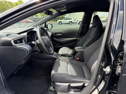 Used 2023 Toyota Corolla SE w/ SE Premium Package FWD image 11
