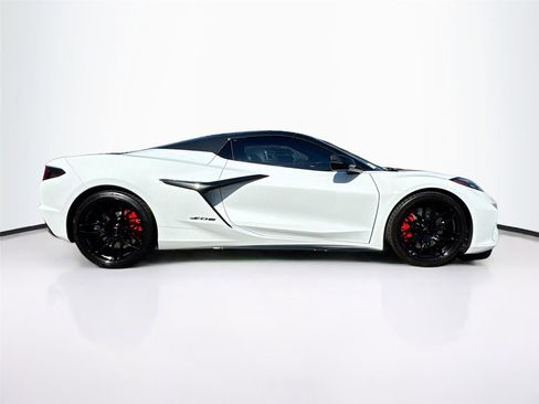 Used 2024 Chevrolet Corvette Z06 w/ Battery Protection Package image 8