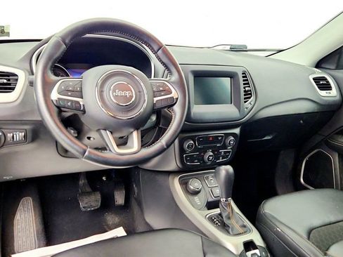 Used 2021 Jeep Compass Latitude w/ Convenience Group AWD/4WD image 11
