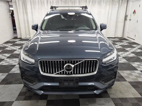 Used 2022 Volvo XC90 T5 Momentum w/ Climate Package image 2