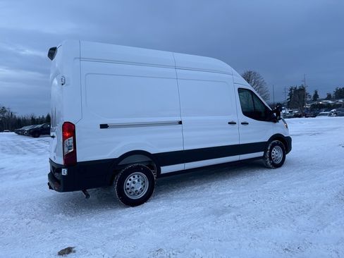 New 2026 Ford Transit 250 148 High Roof AWD image 9