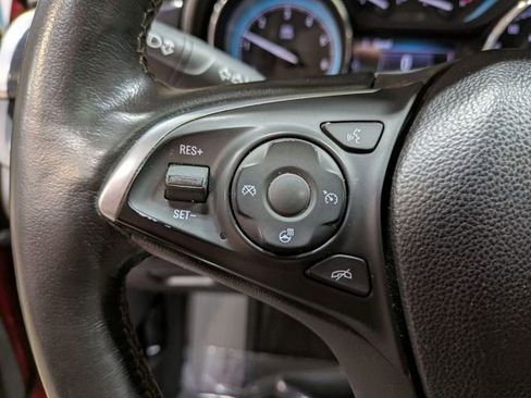 Used 2018 Buick Envision Essence image 17