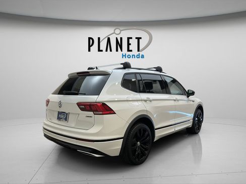 Used 2021 Volkswagen Tiguan SE R-Line AWD/4WD image 9