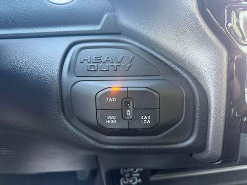 New 2026 RAM 2500 Big Horn AWD/4WD image 28
