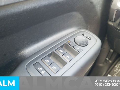 Used 2026 Hyundai Santa Fe SE FWD image 32