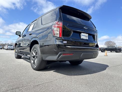 Used 2023 Chevrolet Tahoe Z71 w/ Luxury Package image 8