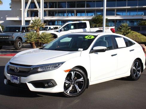 Used 2016 Honda Civic Touring image 1
