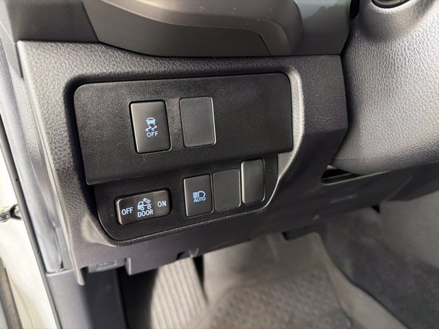 Used 2022 Toyota Tacoma SR5 AWD/4WD image 24