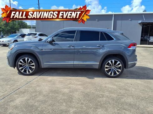 Used 2020 Volkswagen Atlas Cross Sport SEL R-Line AWD/4WD image 5