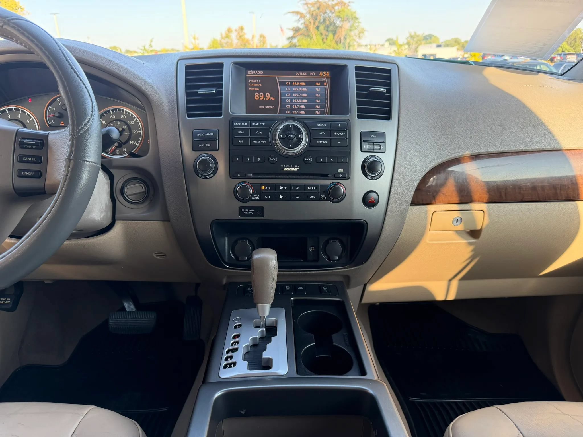 Used 2012 Nissan Armada SL w/ DVD FES Pkg RWD image 23
