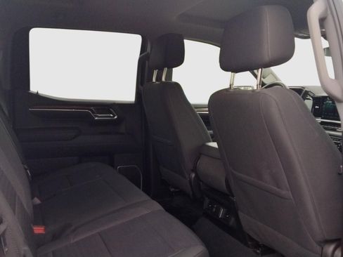 Used 2023 Chevrolet Silverado 1500 LT image 32