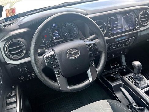 Used 2023 Toyota Tacoma TRD Sport w/ Advanced Technology Package AWD/4WD image 18