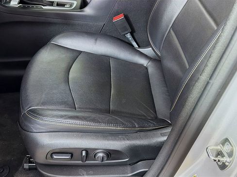 Used 2019 Chevrolet Equinox Premier image 21