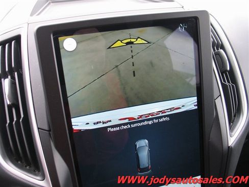 Used 2024 Ford Edge SE w/ Black Appearance Package AWD/4WD image 15