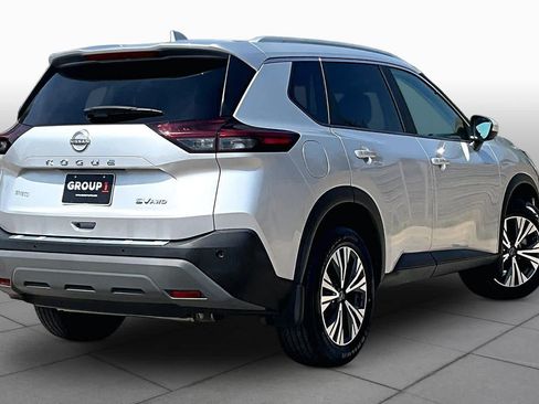 Certified 2023 Nissan Rogue SV w/ SV Premium B Package AWD/4WD image 13