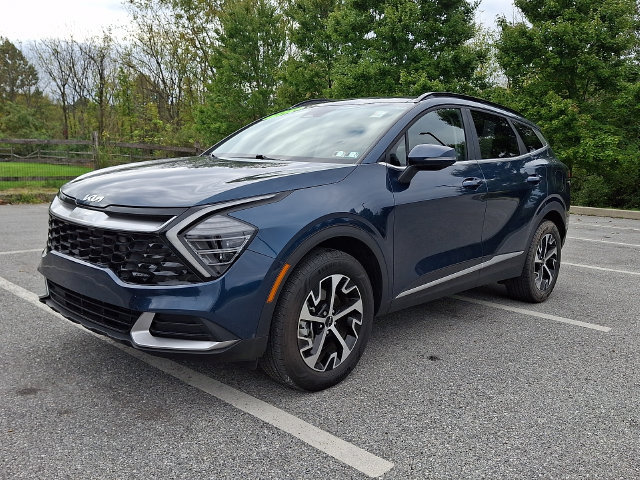 Used 2025 Kia Sportage EX w/ EX Premium Package AWD/4WD image 3