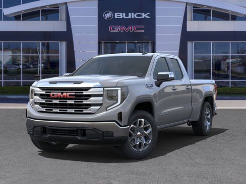 Used 2025 GMC Sierra 1500 SLE image 6