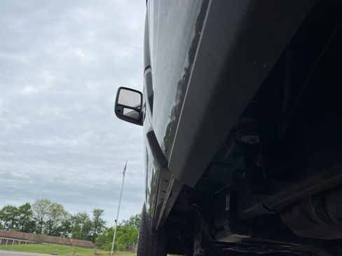 Used 2024 RAM 2500 Tradesman w/ Chrome Appearance Group AWD/4WD image 12
