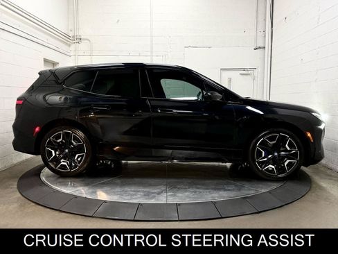 Used 2024 BMW iX xDrive50 w/ Sport Package AWD/4WD image 11