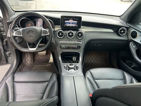 Used 2019 Mercedes-Benz GLC 300 image 14