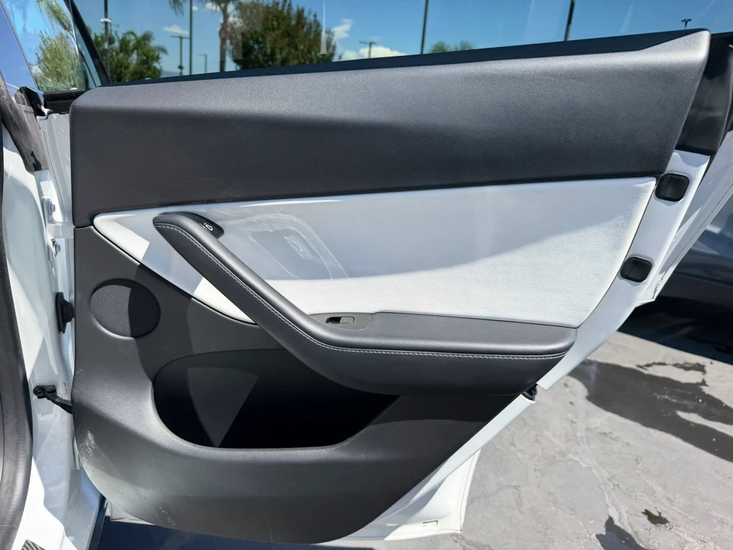 Used 2020 Tesla Model Y Long Range AWD/4WD image 18
