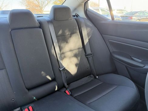 Used 2025 Nissan Altima 2.5 SV image 37