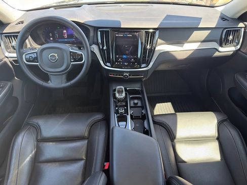 Used 2023 Volvo V60 B5 Cross Country Ultimate w/ Climate Package image 20