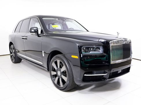Used 2023 Rolls-Royce Cullinan w/ Technology Package AWD/4WD image 27