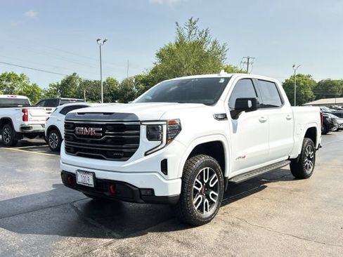 Used 2022 GMC Sierra 1500 AT4 w/ AT4 Premium Package AWD/4WD image 5