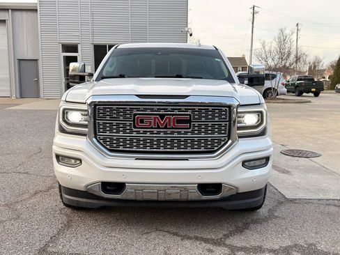 Used 2017 GMC Sierra 1500 Denali w/ Denali Ultimate Package image 8