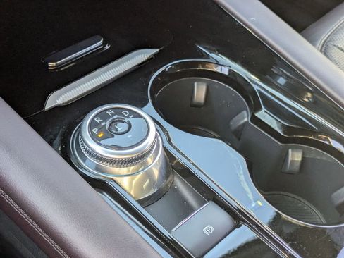 Used 2025 Ford Explorer Platinum w/ LUX Leather Package image 23