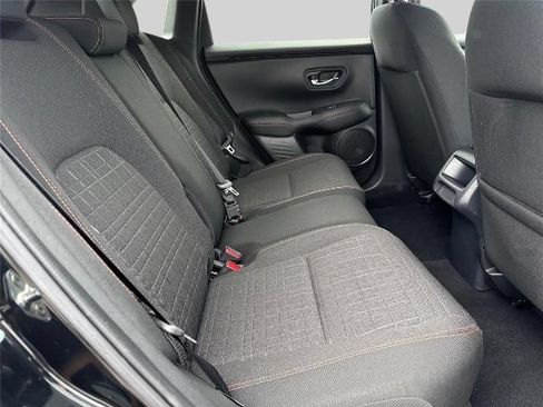 Used 2024 Honda HR-V Sport image 17