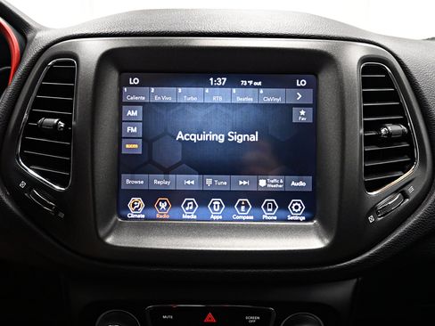 Used 2019 Jeep Compass Trailhawk AWD/4WD image 11