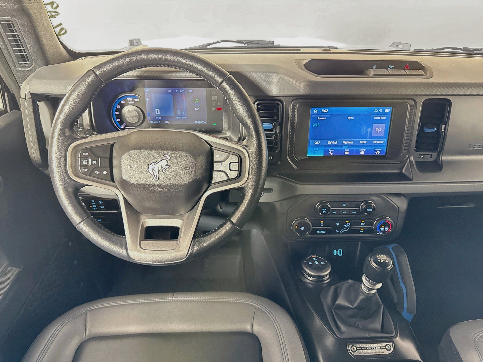 Used 2023 Ford Bronco Black Diamond AWD/4WD image 22