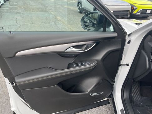Used 2024 Buick Envision Sport Touring image 23