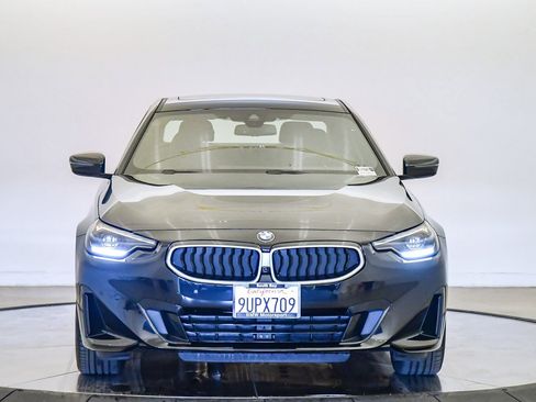 Used 2025 BMW 230i Coupe w/ Convenience Package image 7