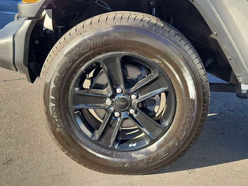 Used 2021 Jeep Wrangler Unlimited Sport image 13