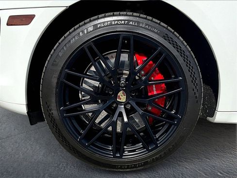 Used 2023 Porsche Macan GTS image 11
