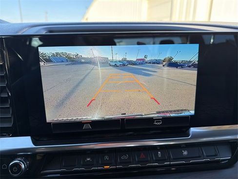 Used 2024 GMC Sierra 1500 SLT image 47