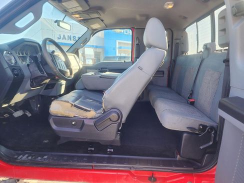 Used 2016 Ford F250 XLT w/ XLT Value Package image 12