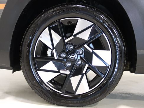 Used 2024 Hyundai Kona SEL FWD image 62