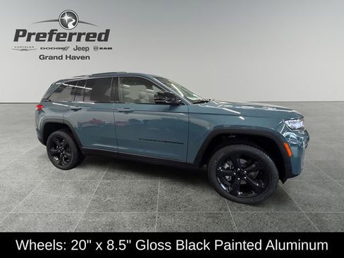 New 2026 Jeep Grand Cherokee Limited w/ Limited Altitude Package image 9