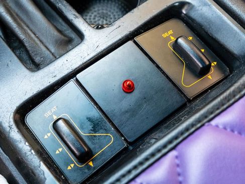 Used 1993 Chevrolet Corvette Coupe RWD image 22